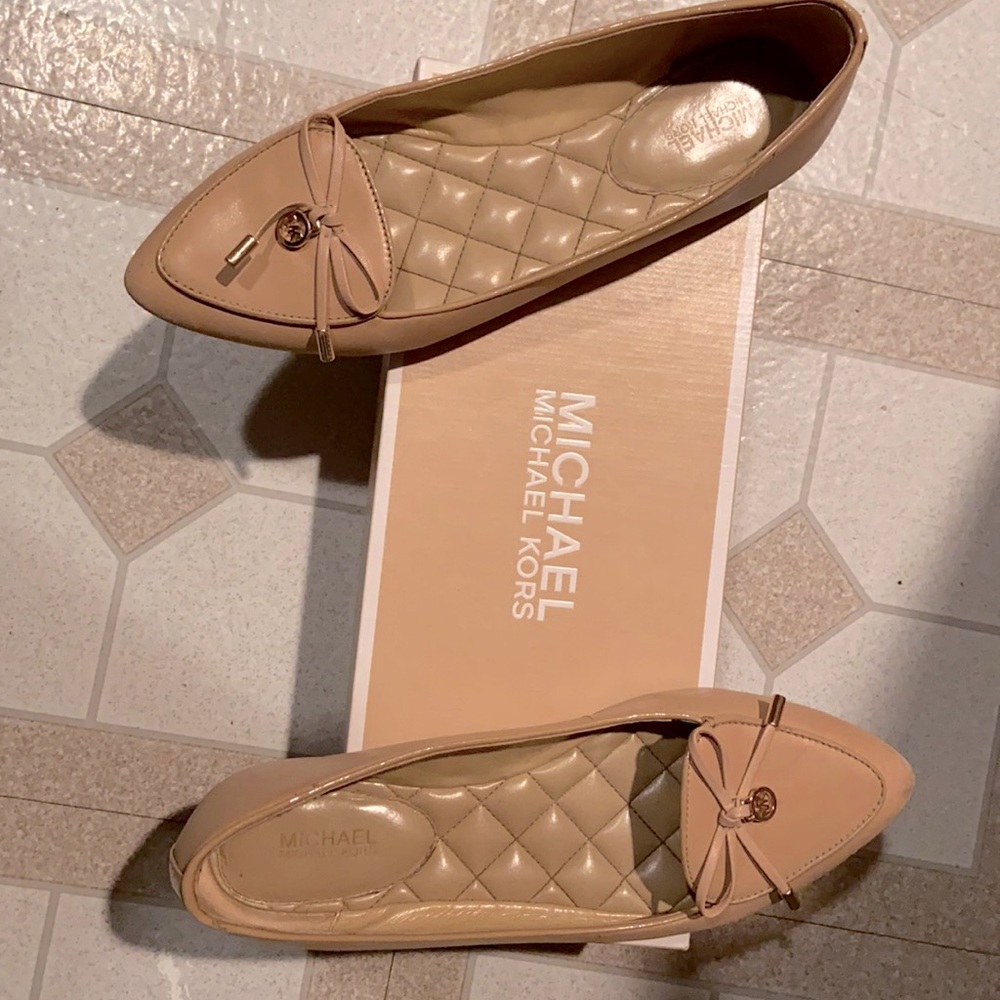 Michael Kors flats